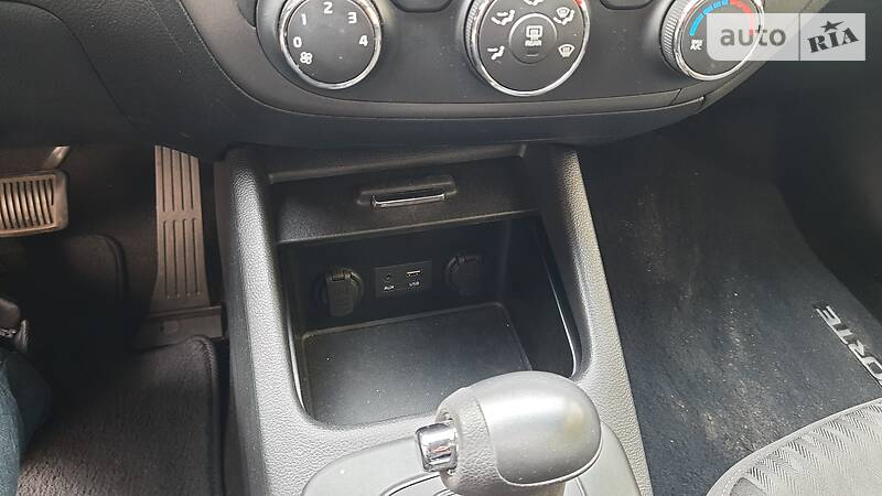 Седан Kia Forte 2016 в Одессе