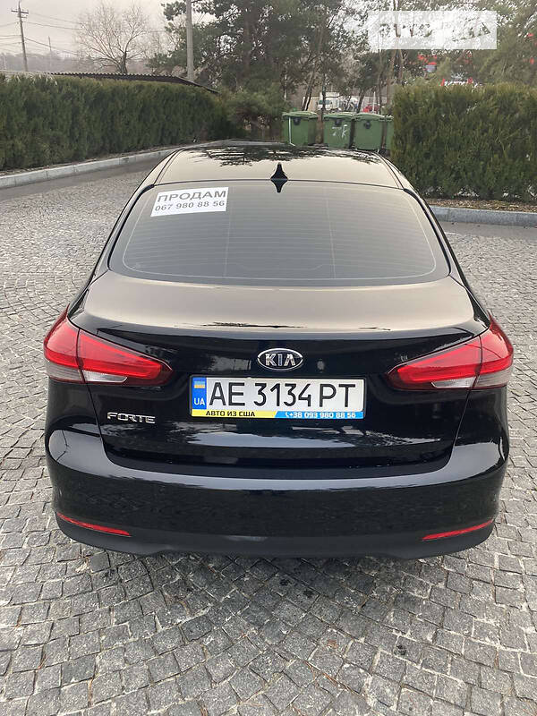 Седан Kia Forte 2017 в Днепре