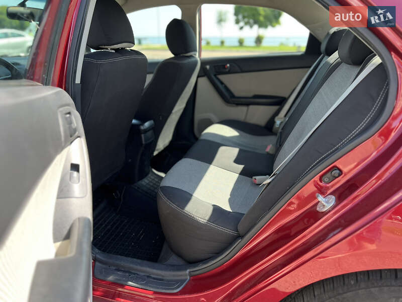 Седан Kia Forte 2010 в Черкассах