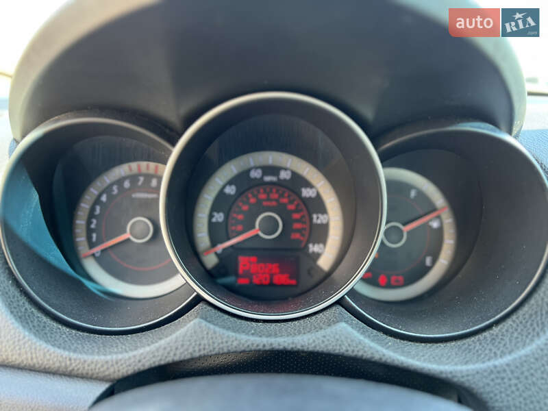 Седан Kia Forte 2010 в Черкассах