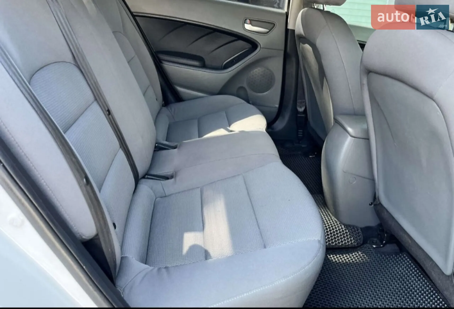 2016 Kia Forte - мініатюра 14