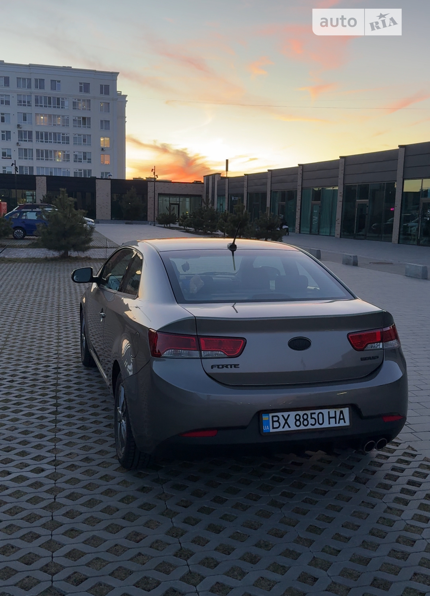 2010 Kia Forte - мініатюра 2
