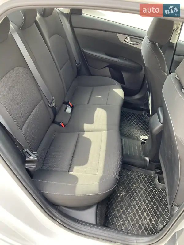 Kia Forte 2019