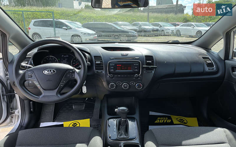 Седан Kia Forte 2017 в Стрые