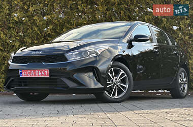 Седан Kia Forte 2022 в Стрию