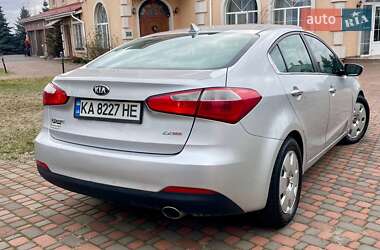 Седан Kia Forte 2015 в Киеве