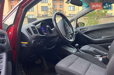 Седан Kia Forte 2013 в 
