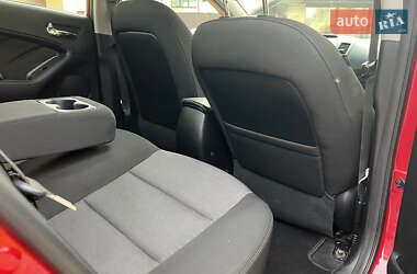 Седан Kia Forte 2013 в 