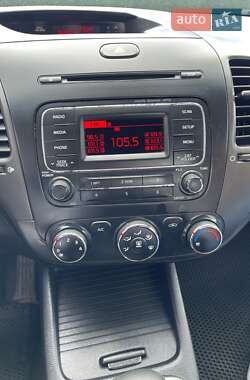 Седан Kia Forte 2014 в 