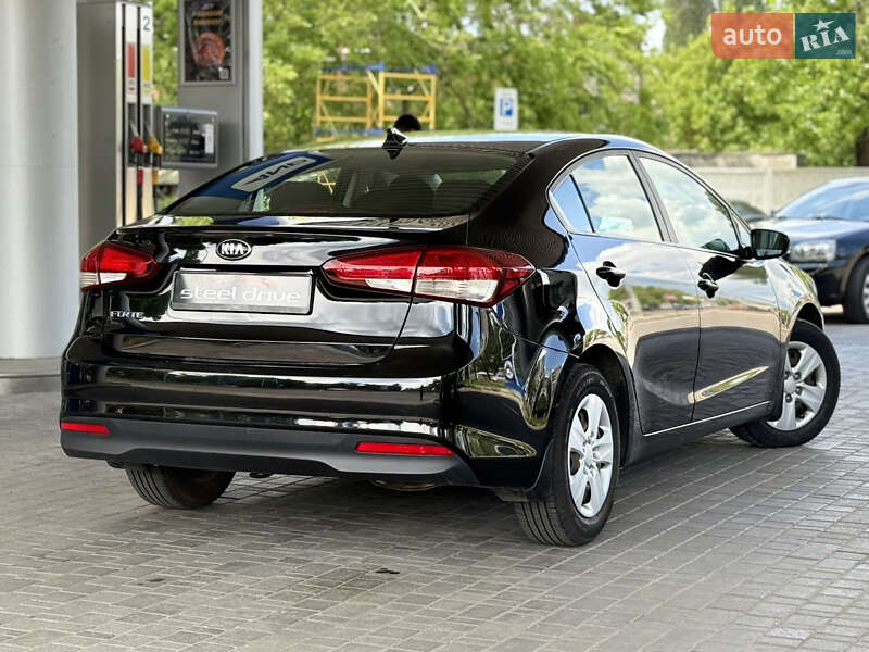 Седан Kia Forte 2017 в Миколаєві