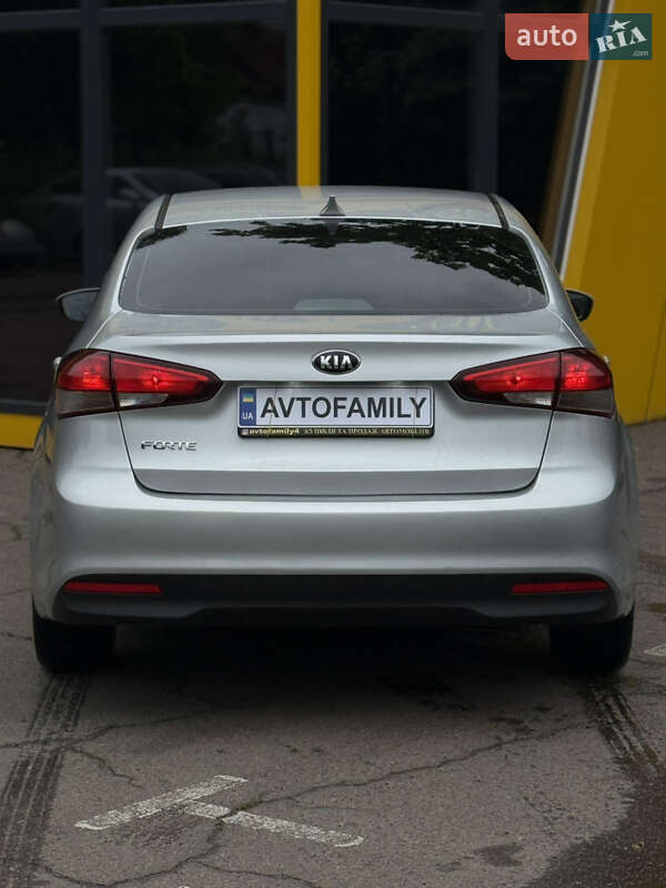 Седан Kia Forte 2016 в Киеве
