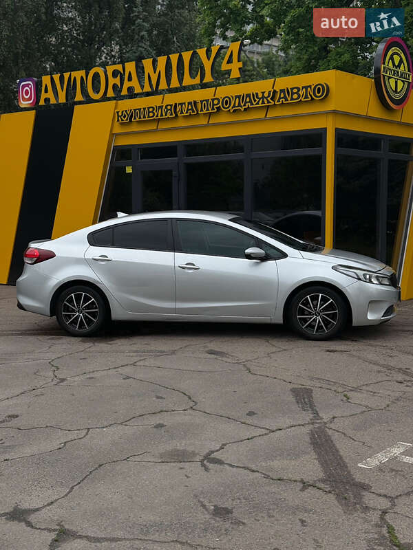 Седан Kia Forte 2016 в Киеве
