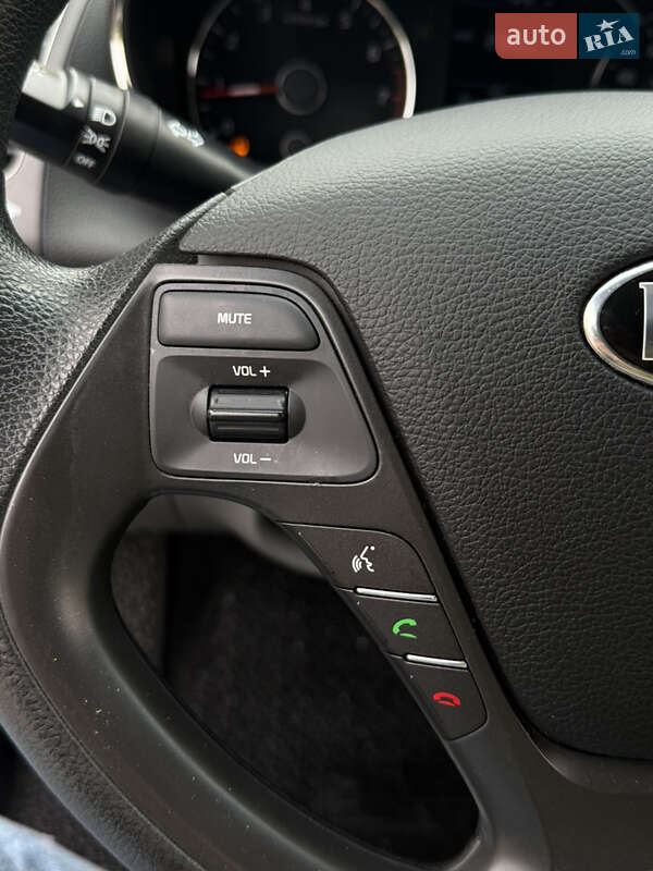 Седан Kia Forte 2016 в Киеве