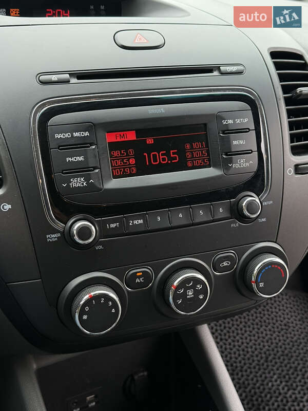 Седан Kia Forte 2016 в Киеве