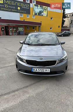 Седан Kia Forte 2017 в Запорожье