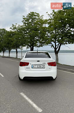 Седан Kia Forte 2013 в 