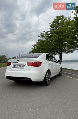 Седан Kia Forte 2013 в 