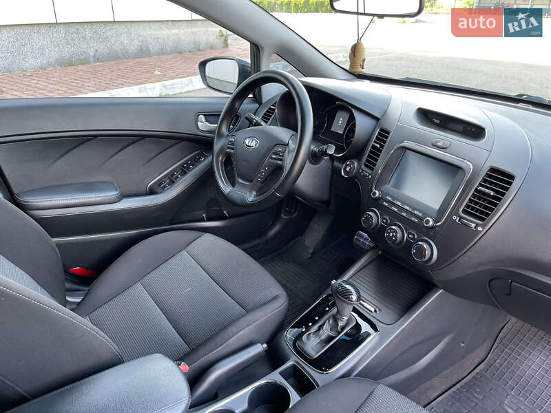 Хетчбек Kia Forte 2016 в Білій Церкві