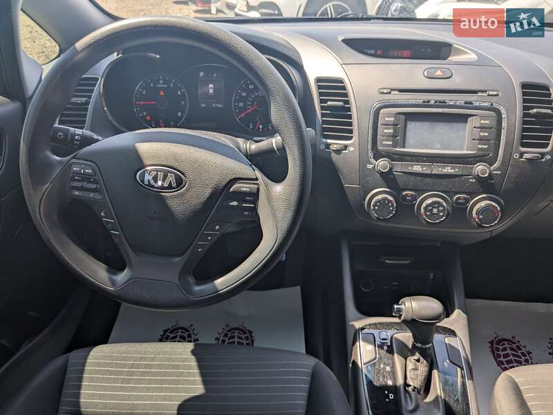 Седан Kia Forte 2016 в Киеве