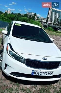 Седан Kia Forte 2016 в Києві