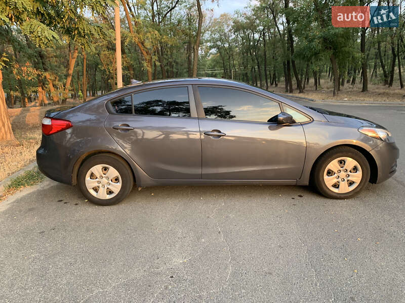 Седан Kia Forte 2015 в Кривом Роге фото 7 Седан Kia Forte 2015 в Кривом Роге