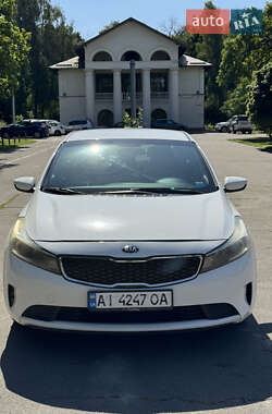 Седан Kia Forte 2017 в Киеве
