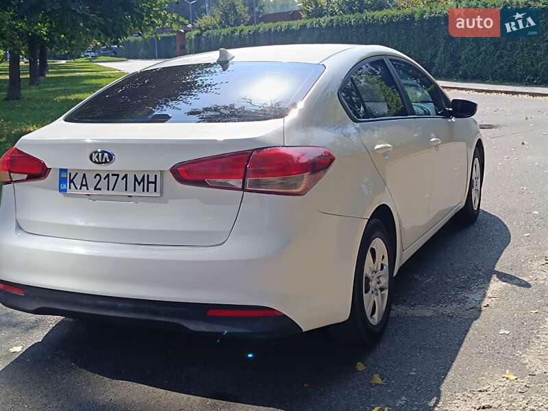 Седан Kia Forte 2016 в Киеве фото 14 Седан Kia Forte 2016 в Киеве