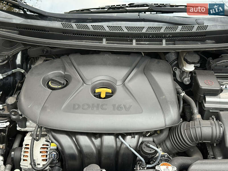 Хэтчбек Kia Forte 2016 в Киеве фото 21 Хэтчбек Kia Forte 2016 в Киеве