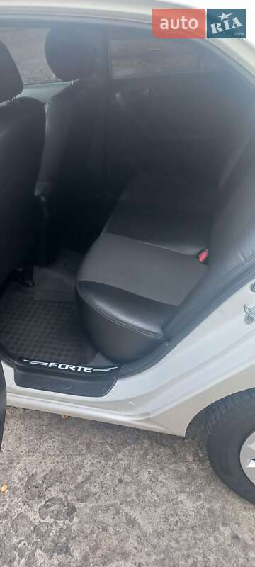 Седан Kia Forte 2012 в Нетішині фото 19 Седан Kia Forte 2012 в Нетішині