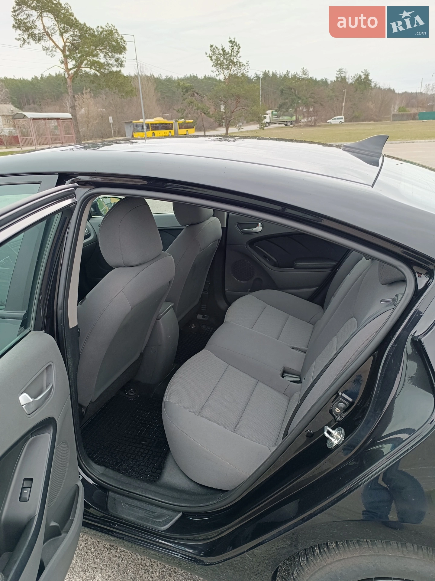2018 Kia Forte - мініатюра 16