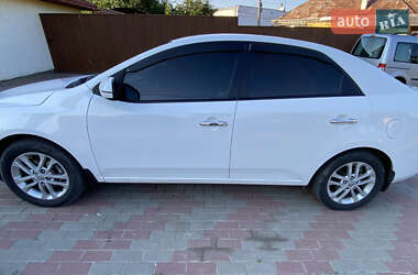 Седан Kia Forte 2012 в 