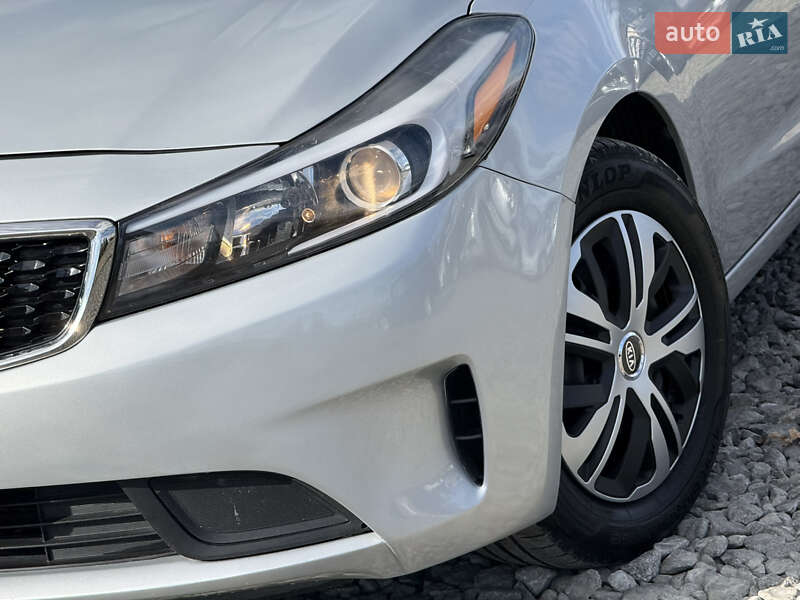 Седан Kia Forte 2017 в Стрые