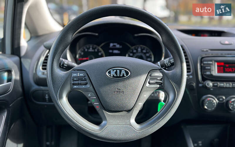Седан Kia Forte 2017 в Львове фото 12 Седан Kia Forte 2017 в Львове