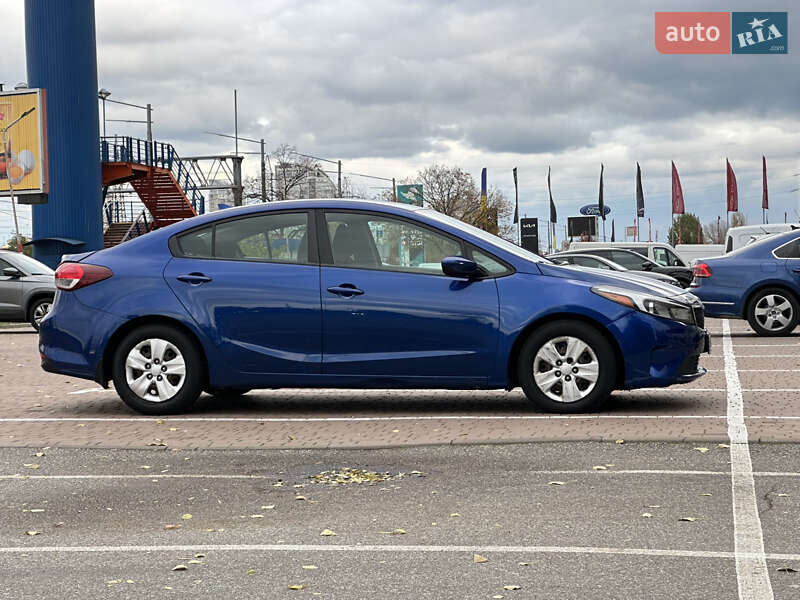 Седан Kia Forte 2017 в Киеве