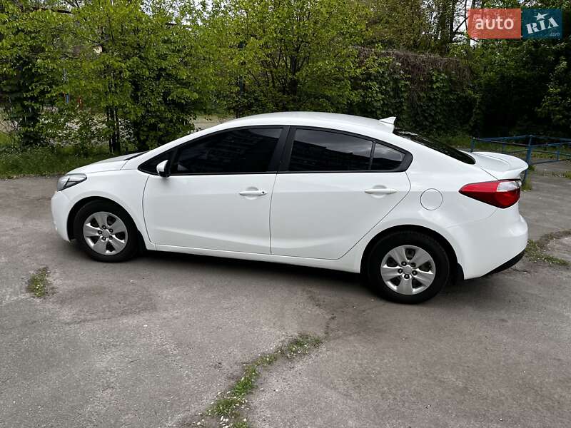 Седан Kia Forte 2016 в Киеве