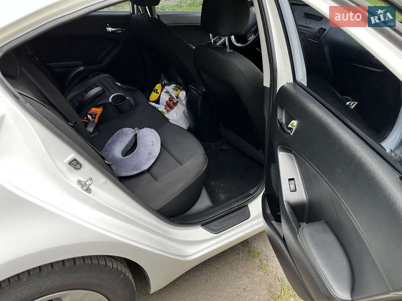 Седан Kia Forte 2016 в Киеве