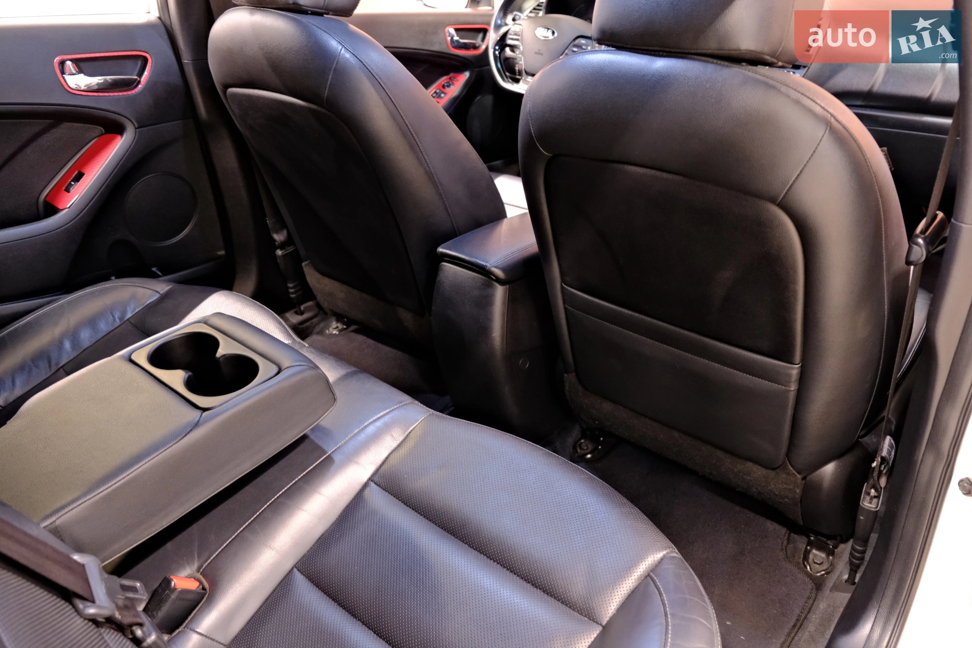 2017 Kia Forte - мініатюра 38