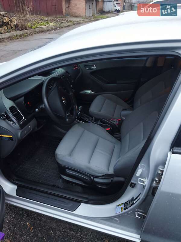 Седан Kia Forte 2016 в Полтаве фото 3 Седан Kia Forte 2016 в Полтаве