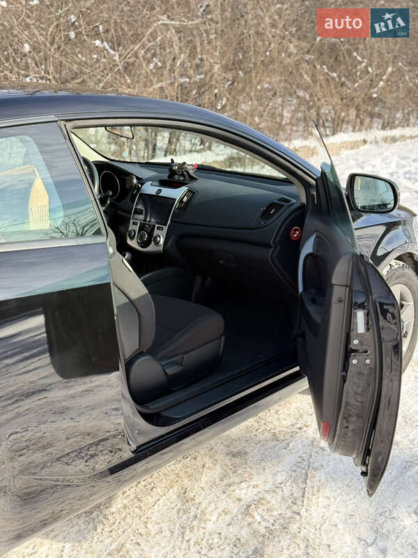 Купе Kia Forte 2011 в Харькове