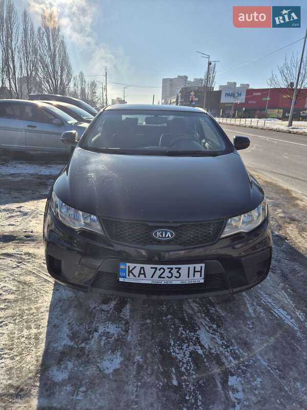 Купе Kia Forte 2010 в Киеве