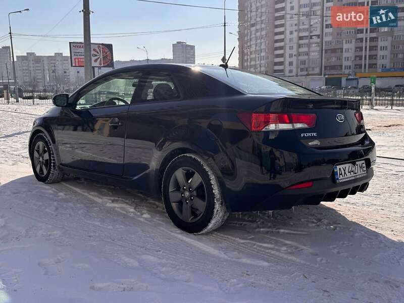 Купе Kia Forte 2011 в Харькове