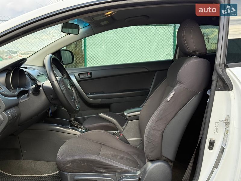 Купе Kia Forte 2011 в Вінниці