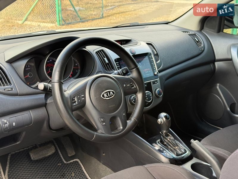 Купе Kia Forte 2011 в Вінниці