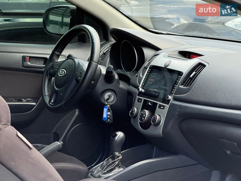 Купе Kia Forte 2011 в Вінниці