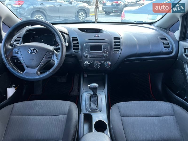 Седан Kia Forte 2015 в Киеве