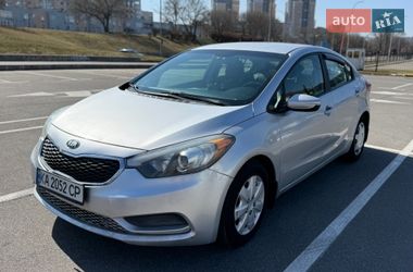 Хэтчбек Kia Forte 2014 в Киеве