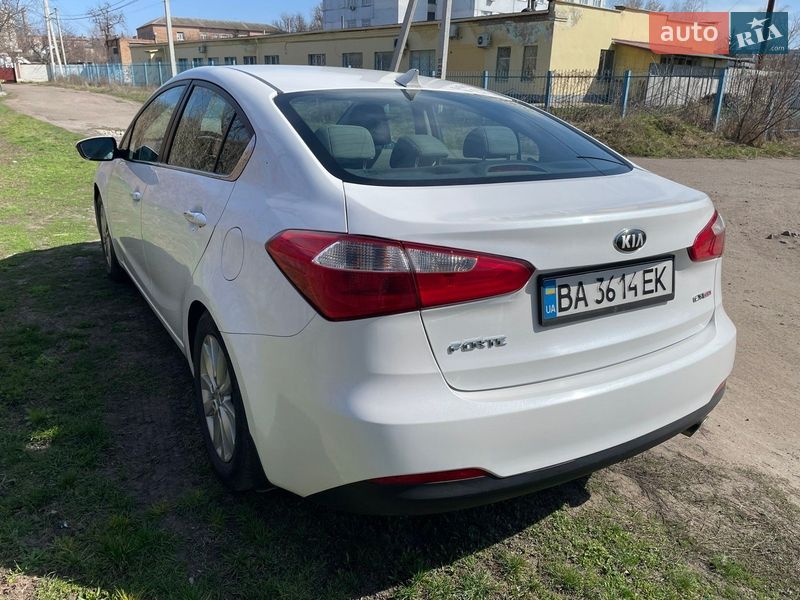 Седан Kia Forte 2014 в Александрие фото 6 Седан Kia Forte 2014 в Александрие