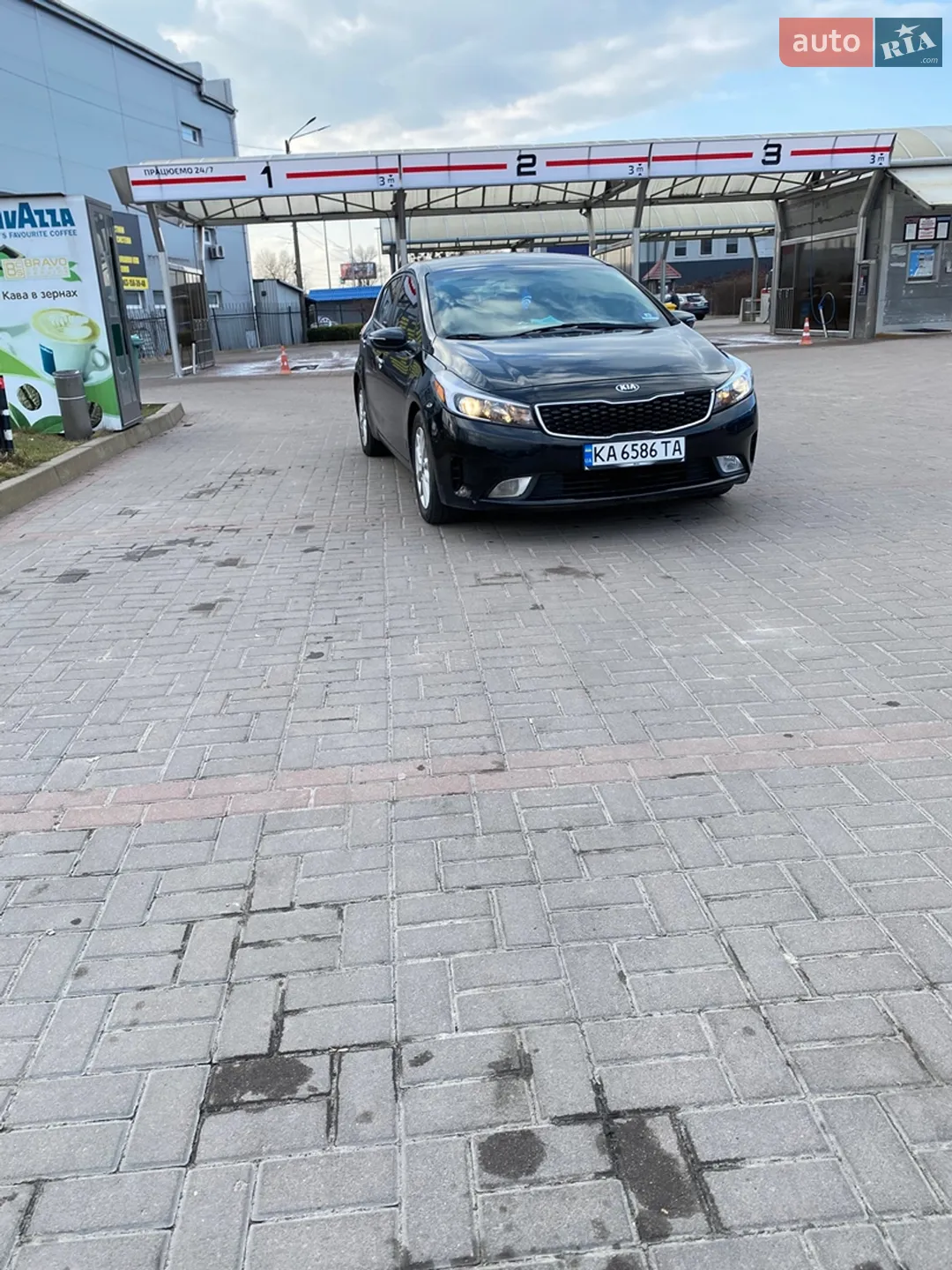 2016 Kia Forte - мініатюра 17