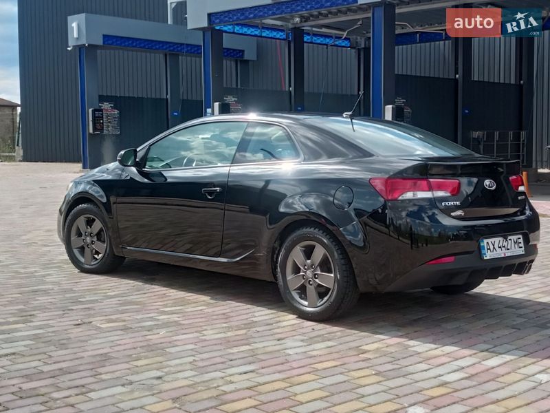 Купе Kia Forte 2011 в Харькове