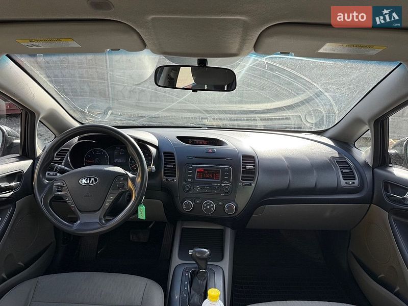 Седан Kia Forte 2015 в Киеве